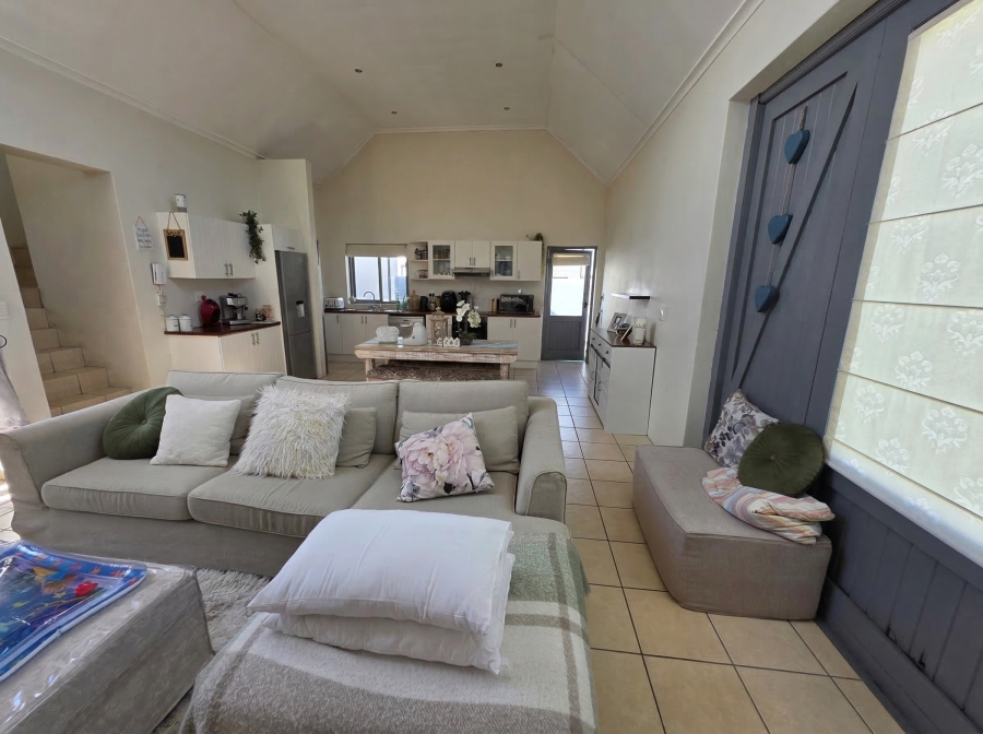 2 Bedroom Property for Sale in Bredasdorp Western Cape